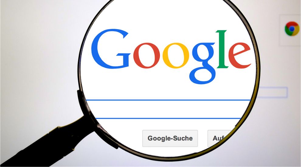 Google dispose d'une section officielle où les utilisateurs peuvent demander que leurs informations soient supprimées ou cachées du web.