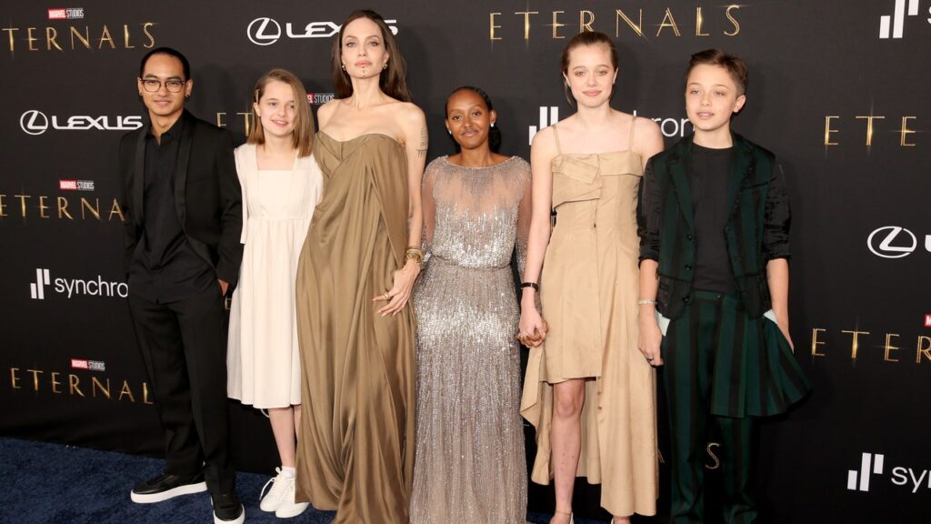 Angelina Jolie lance Atelier Jolie, une nouvelle marque de mode éthique