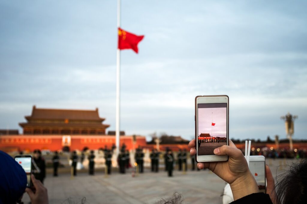 Les services d’IA générative retirés de l’App Store d’Apple en Chine avant l’entrée en vigueur de nouvelles réglementations