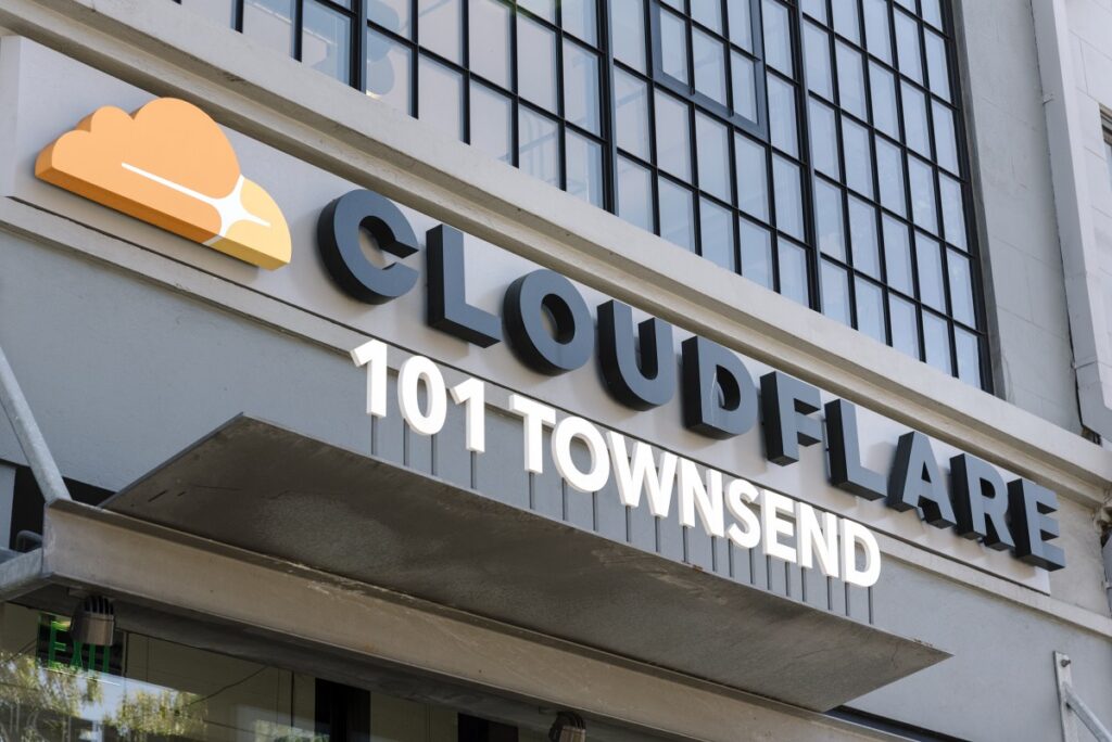 Cloudflare lance de nouveaux outils d’IA pour aider les clients à déployer et à exécuter des modèles.