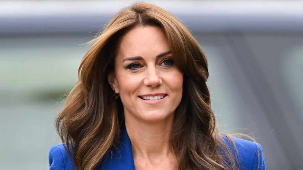 Retour à l’uniforme : le look le plus répété de Kate Middleton en 2023