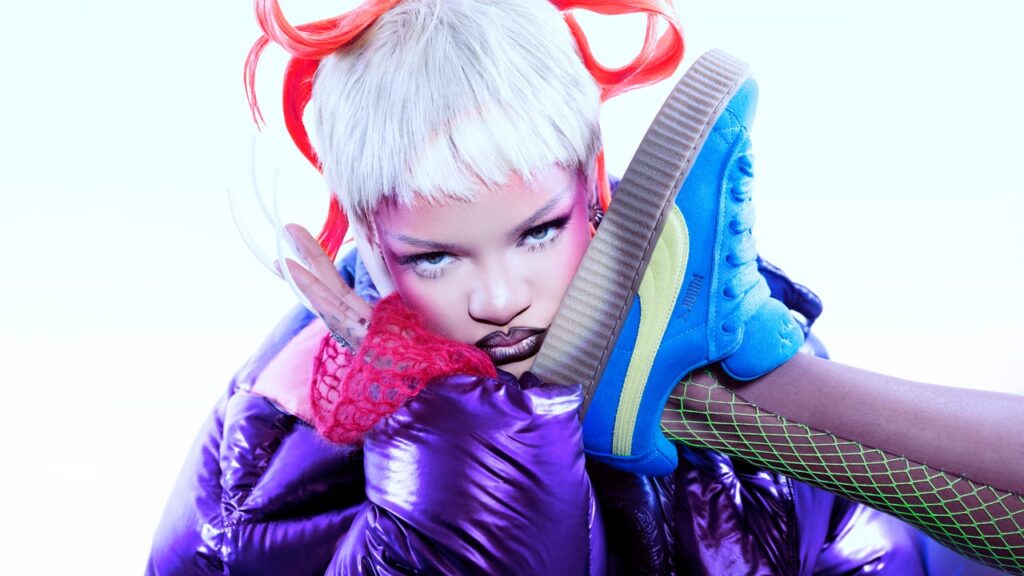 Les baskets Creeper Phatty de FENTY X PUMA ou comment Rihanna a remis au goût du jour la plus emblématique (et nostalgique) des chaussures.