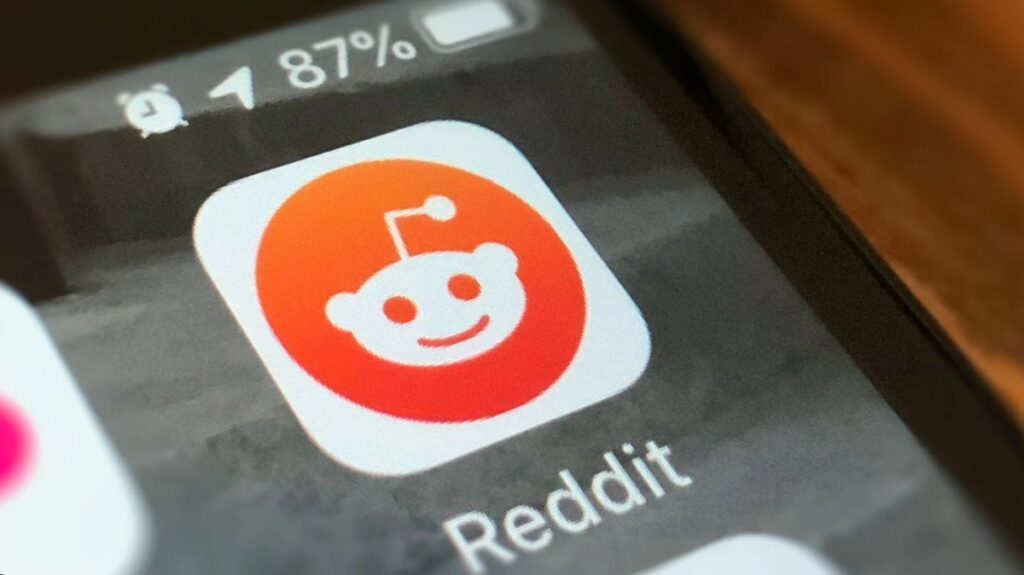 Reddit déclare avoir gagné 203 millions de dollars jusqu’à présent grâce à l’exploitation de ses données.